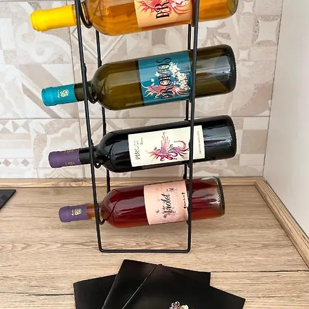 דירה Al Vicolo Stretto ברנקאלאונה מרינה