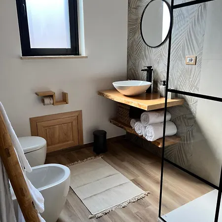 Apartment Al Vicolo Stretto Brancaleone Marina